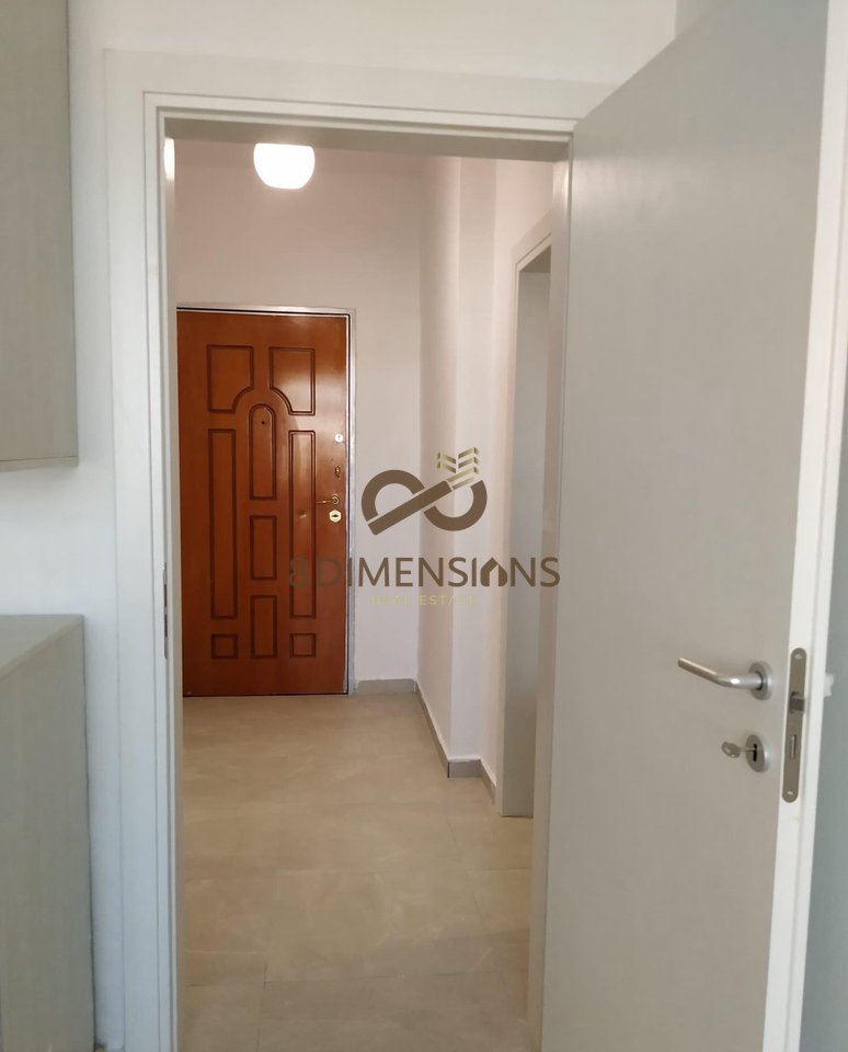 Apartament me qera 2+1 tek 21 Dhjetori D8242A-194