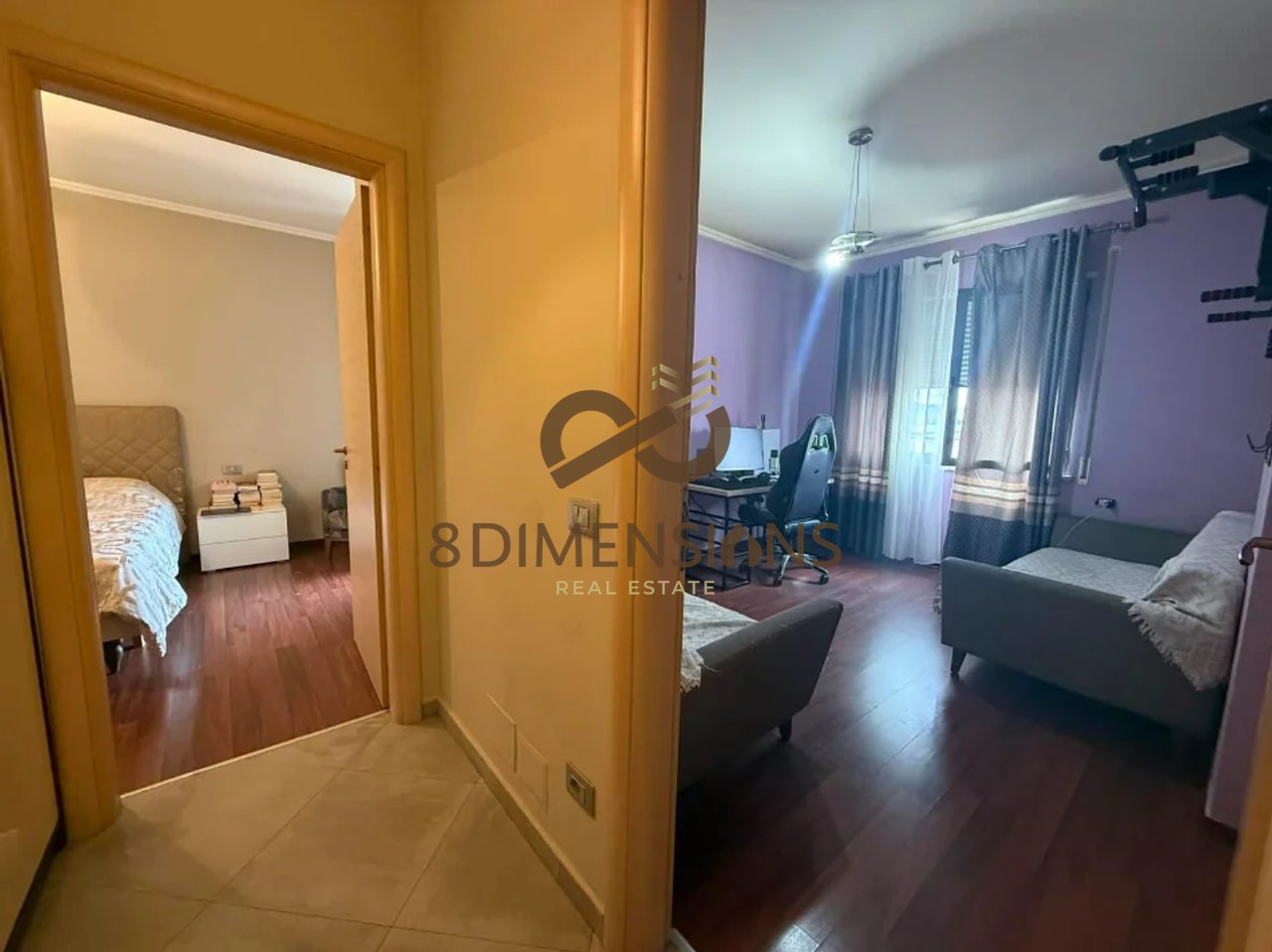 Shitet apartament 2+1+2+2 (gati per banim) ne Kinostudio - prane Komisariatit Nr.4 D8142A-134
