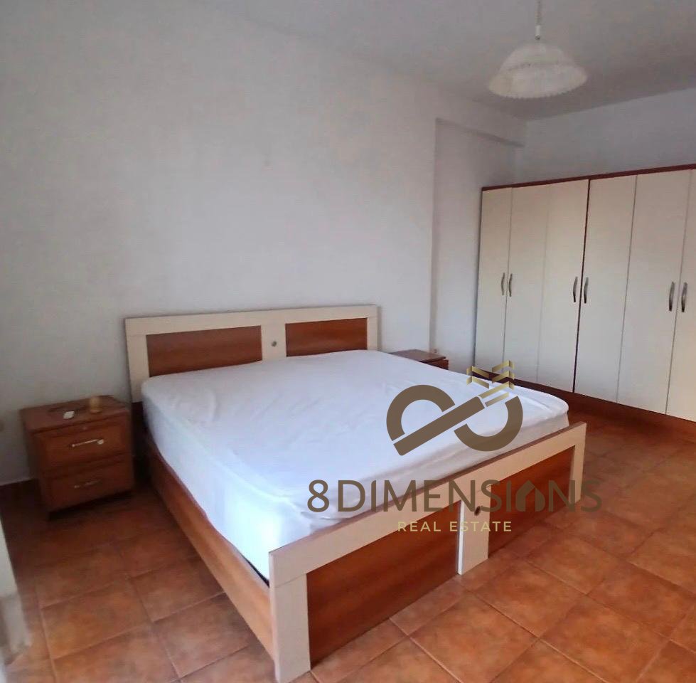 Apartament 1+1 +Ballkon me qera prane Pazarit te Ri - Tirane (ID D8241A-218)