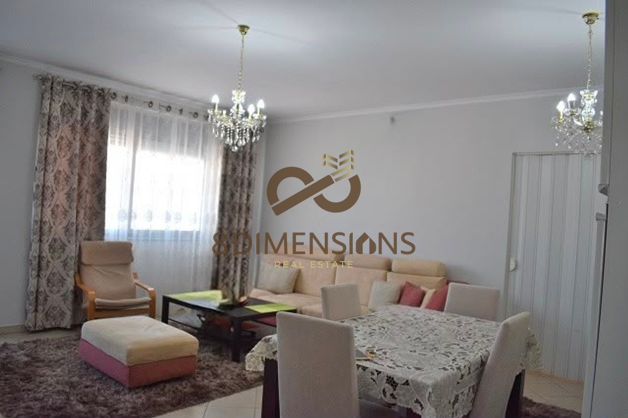Shitet Apartament 3+1+2 ne Rruge te Kavajes, prane Condor Center (D8143A-35)