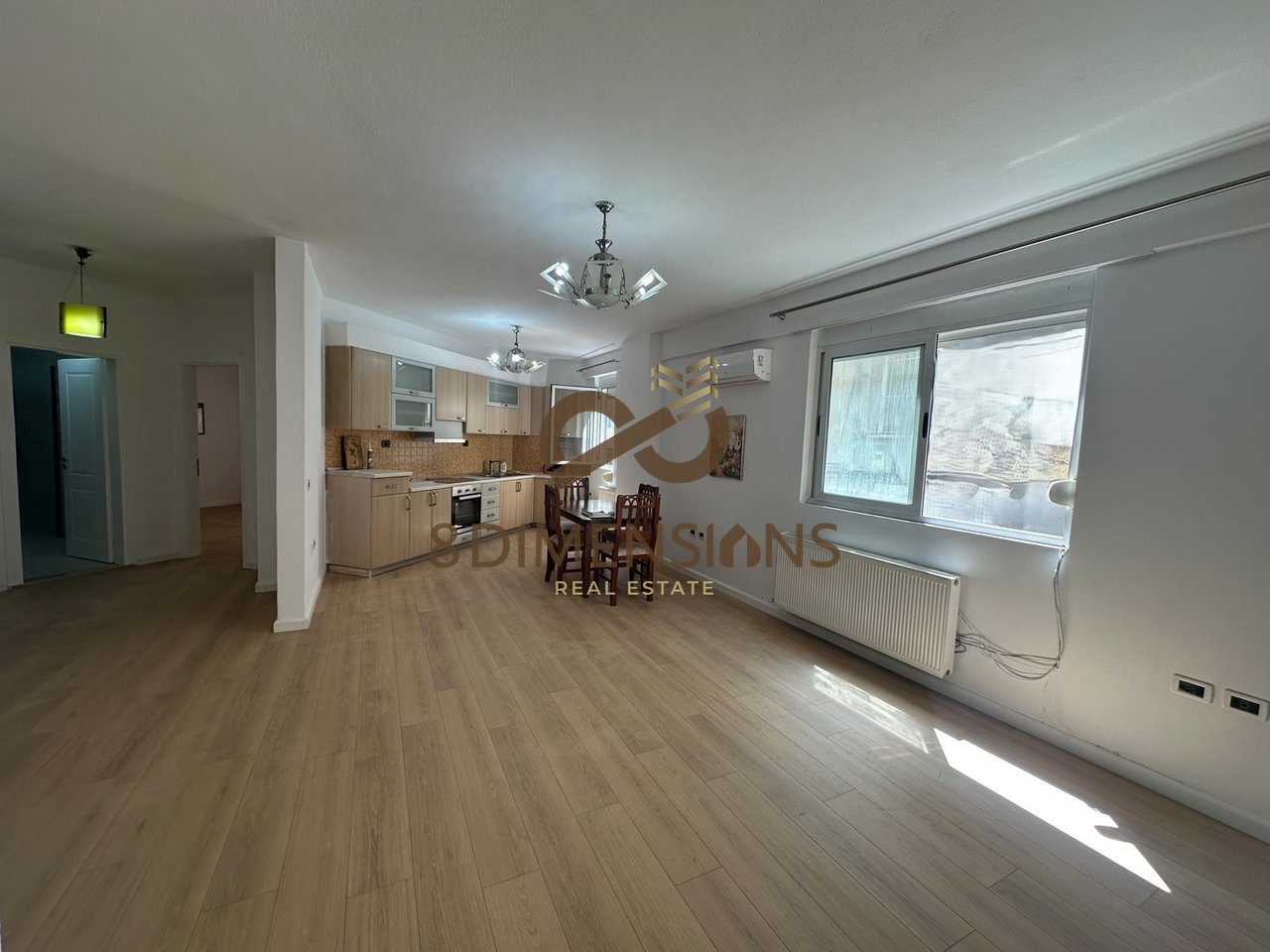ZYRE me qera Prane Gardes – Tirane (D828A-41)
