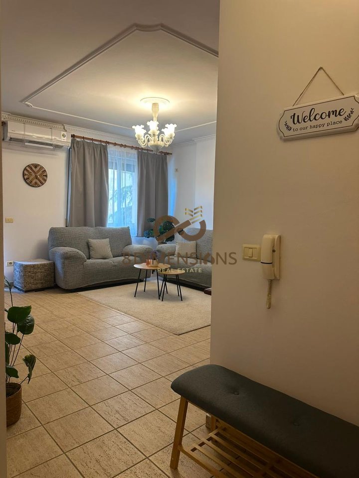 Appartamento 1+1 in affitto, a 2 minuti da Piazza Skenderbej D8241A-166