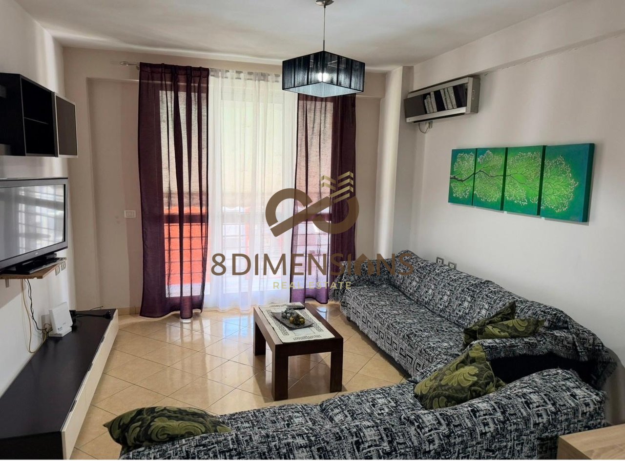 Jepet me qera Apartament 1+1 ne Yzberisht prane Pallateve Cabej 370 EUR (D8241A-230)
