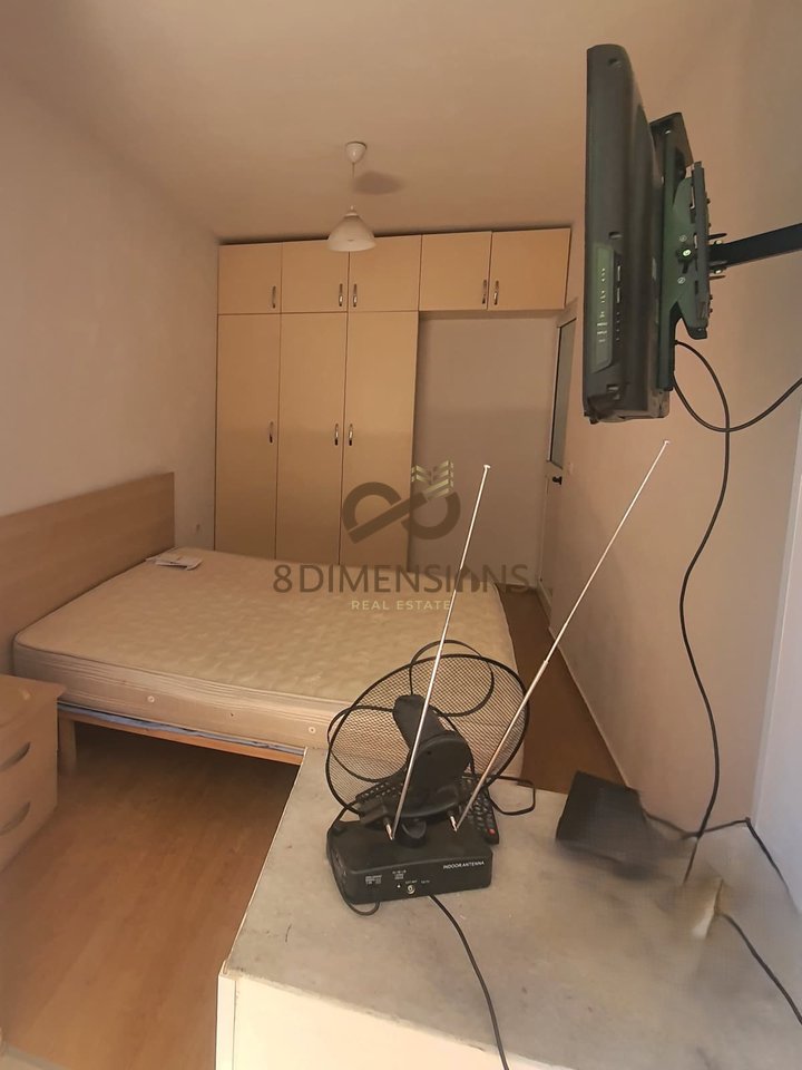 Apartment 1+1 for rent on Barricades Street, near the former 17 November Cinema