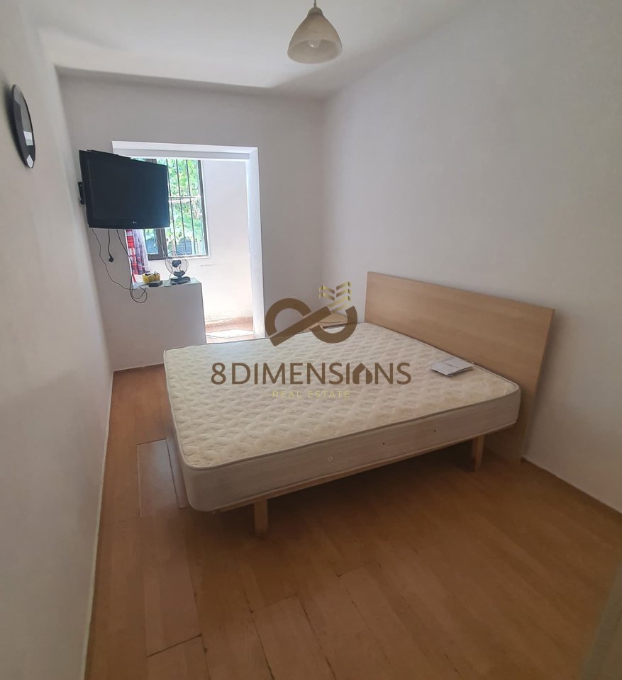 Apartment 1+1 for rent on Barricades Street, near the former 17 November Cinema