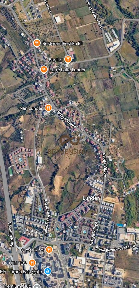 Shitet toke ne Lunder prane Unazes Lindore, shume e favorshme per ndertim vilash ose kapanonesh (D817Z-15)