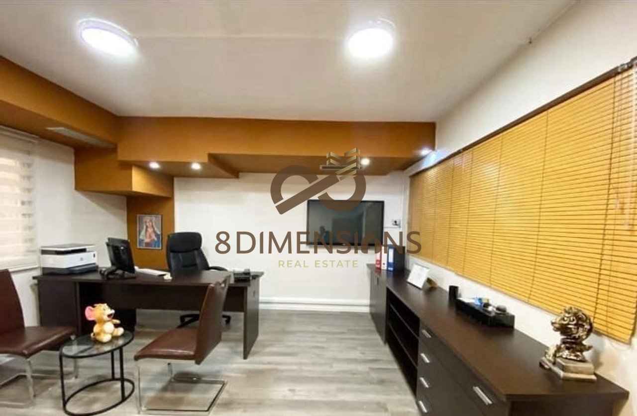 Locale Commerciale in Affitto, in Via Sami Frasheri - Scuola Petro Nini Luarasi (D825A-49)
