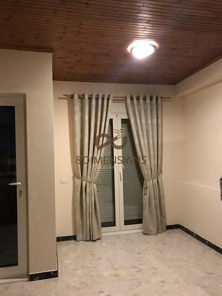 Jepet me qera Apartament 3+1 ne Xhamllik, prane Ish Profarma (D829A-21)
