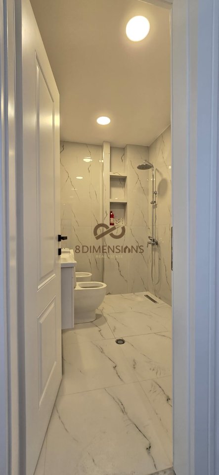 Appartamento 1+1 in vendita in Via Kavaja vicino a Piazza 21  (D8141A-116)