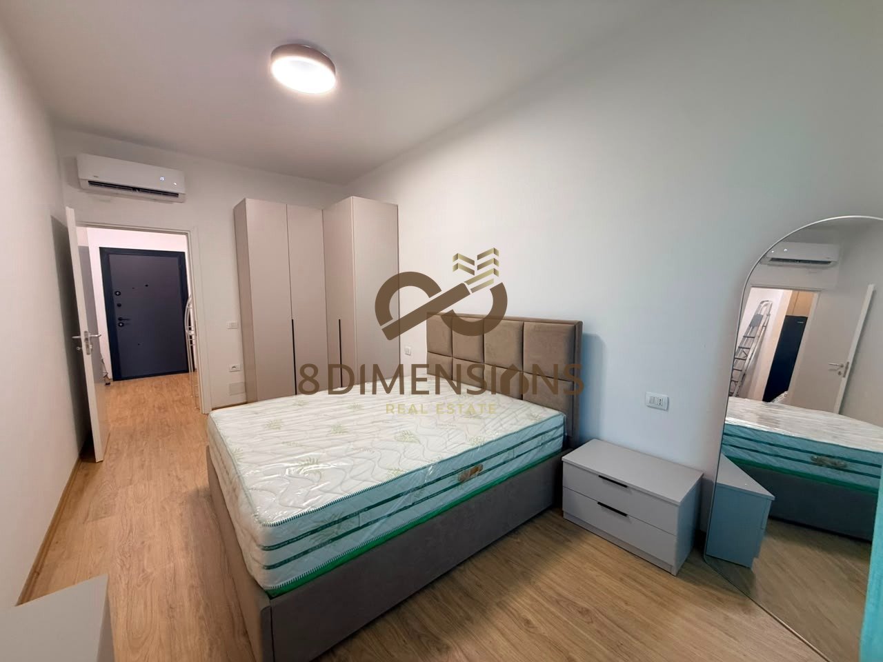 Affittasi appartamento 1+1 in Via 5 Maji (D8241A-240)

