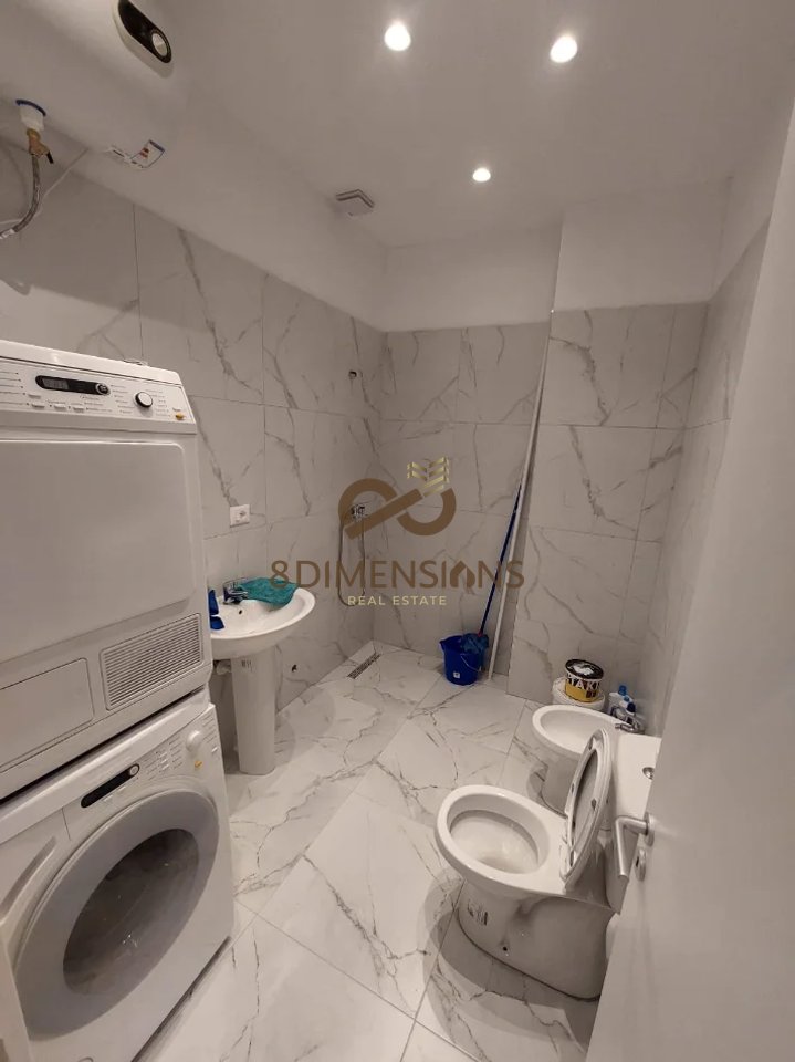 Shitet Apartament 1+1 tek Kodra e Diellit prane Fondacionit Eleonora me siperfaqe ndertimi 50m2 (D8141A-92)