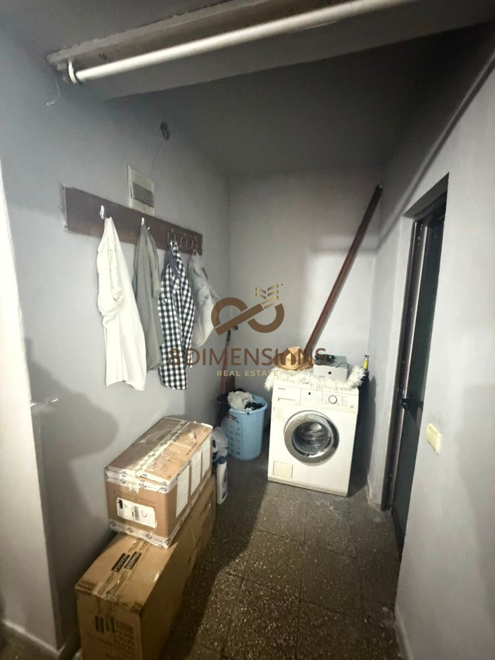 Appartamento 1+1 in vendita in via Myslym Shyri con ipoteca (D8142Z-15)
