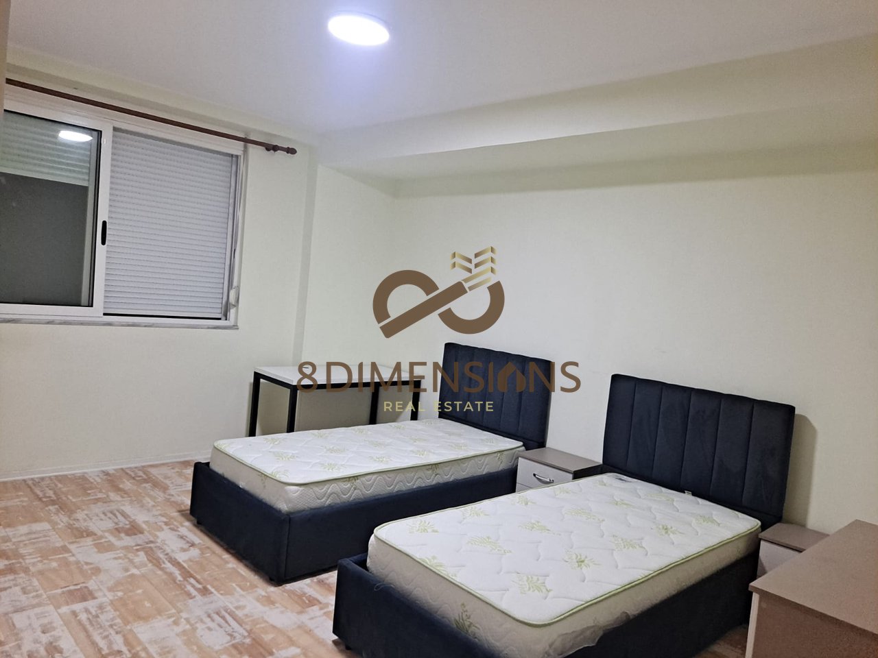 Jepet me qera Apartament 2+1; tek stacioni I trenit, prane Pasticeri Zaimi 2, D8242A-159