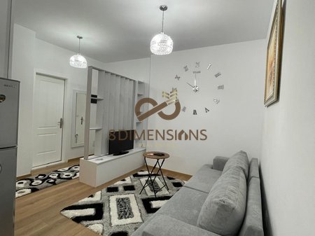 Shitet Apartament 1+1 ne Xhamllik prane Venue Club me hipoteke D8141A-98