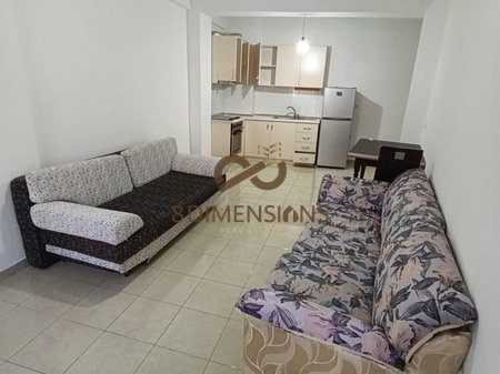 Shitet Apartament 1+1 ne Yzberisht, prane Grand Galerise (D8141A-99)