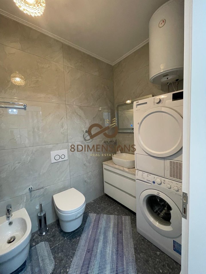 Shitet Apartament 1+1 ne Xhamllik prane Venue Club me siperfaqe banimi 48 m2 me hipoteke D8141A-98