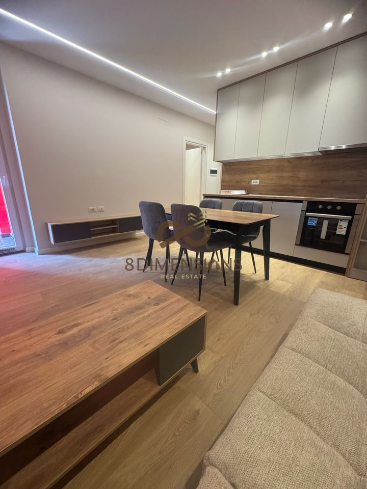 Apartament modern 1+1 qera - Bulevardi Ri,Stacioni Trenit D8241A-163