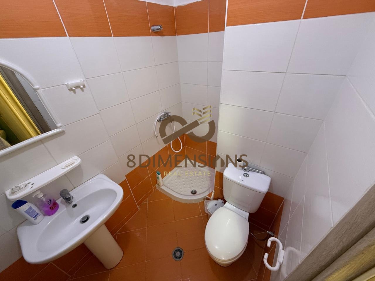 EKSKLUZIVE!!!OKAZION!! Shitet Apartament 2+1 ne Sarande, prane me Santa Quaranta me pamje nga deti (D8142A-112)