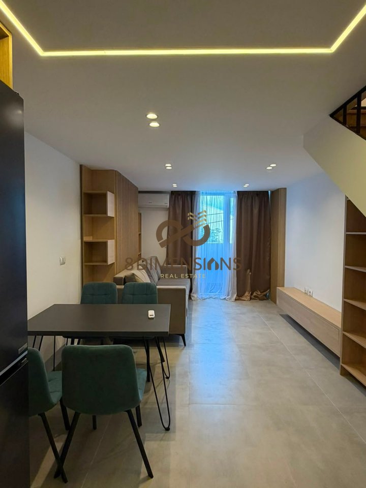 Affittasi Duplex 1+1 presso il Palazzo con Freccia, vicino al complesso Golden Park 3  D8241A-169