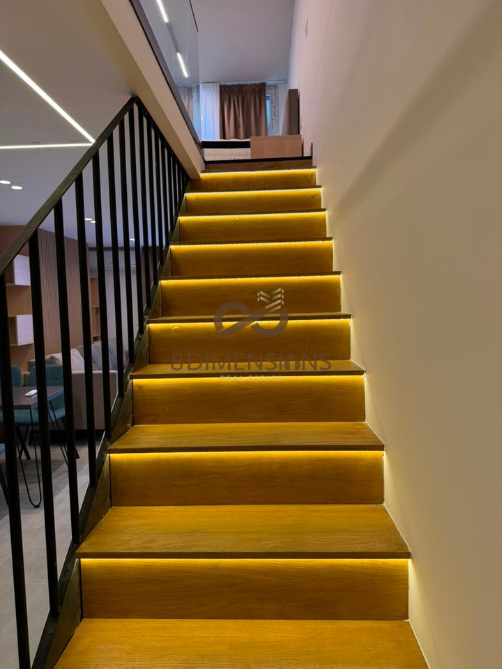 Affittasi Duplex 1+1 presso il Palazzo con Freccia, vicino al complesso Golden Park 3  D8241A-169