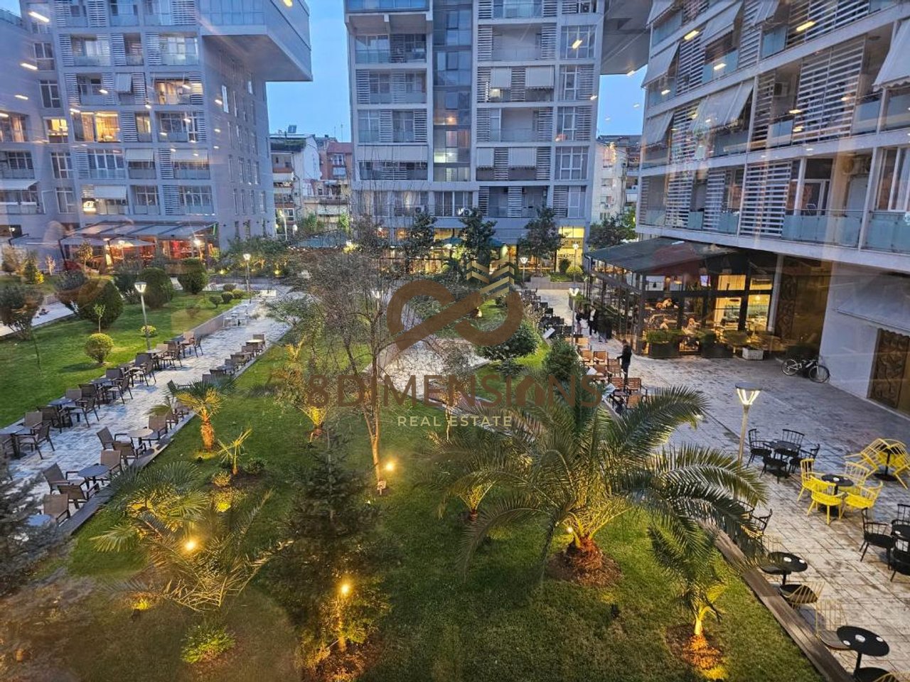 Shitet apartament 1+1 ne zone preferenciale Komuna Parisit - afer me Kika 2 D8141Z-24