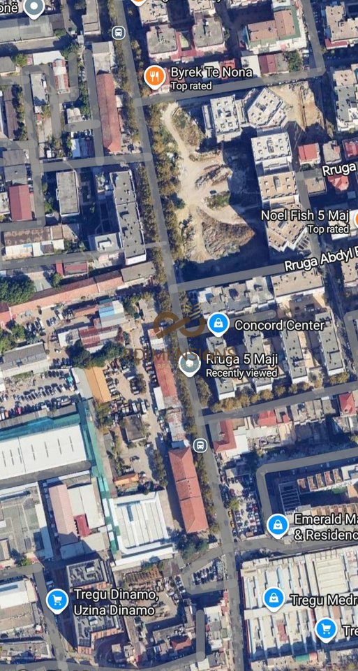 In vendita 4 posti auto in 5 Maj in un nuovo edificio in costruzione (D812A-9)