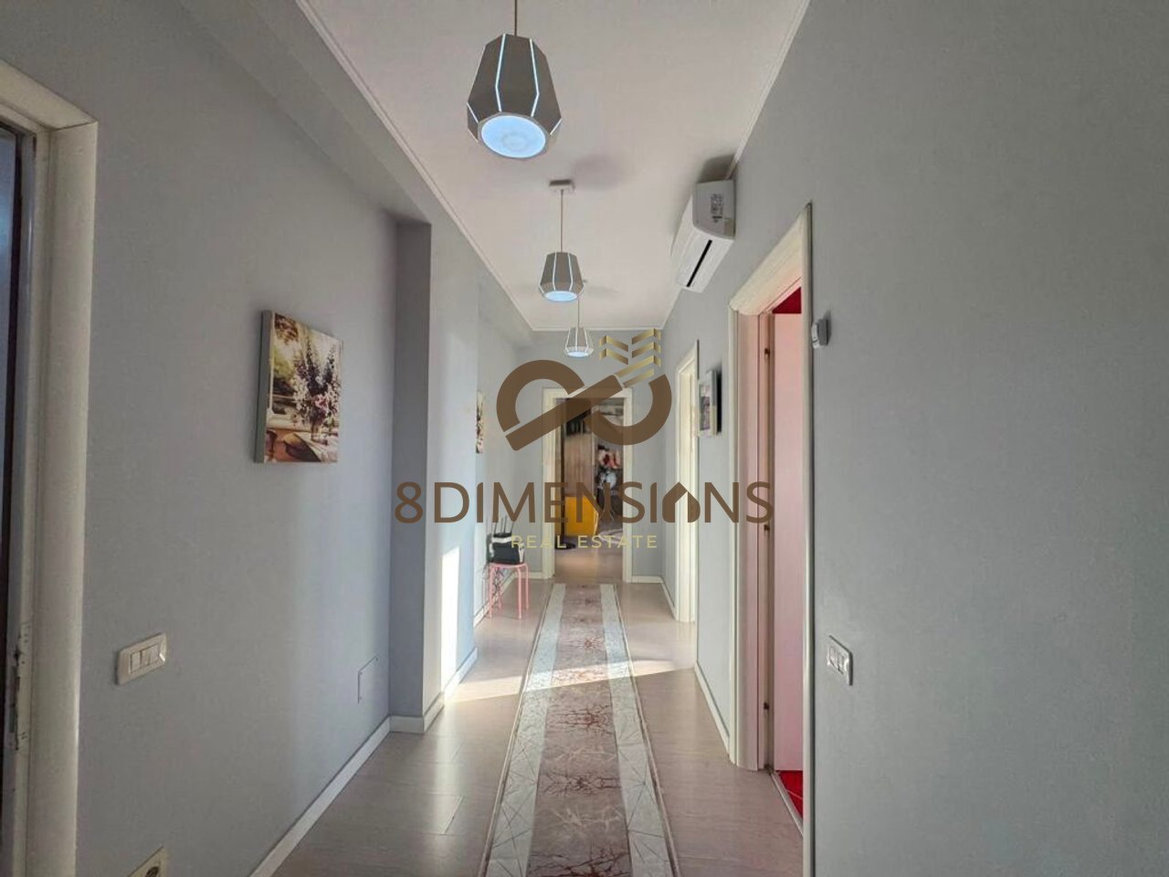 Shitet Apartament 3+1+2 ne Astir prane Top Channel me hipoteke  D8143A-28