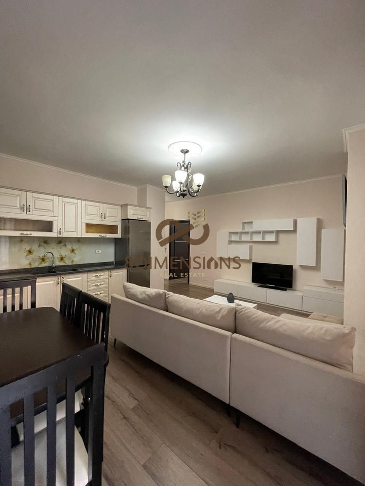 Jepet me qera Apartament 2+1 ne Fresk, prane Pasticeri Melises D8241A-174