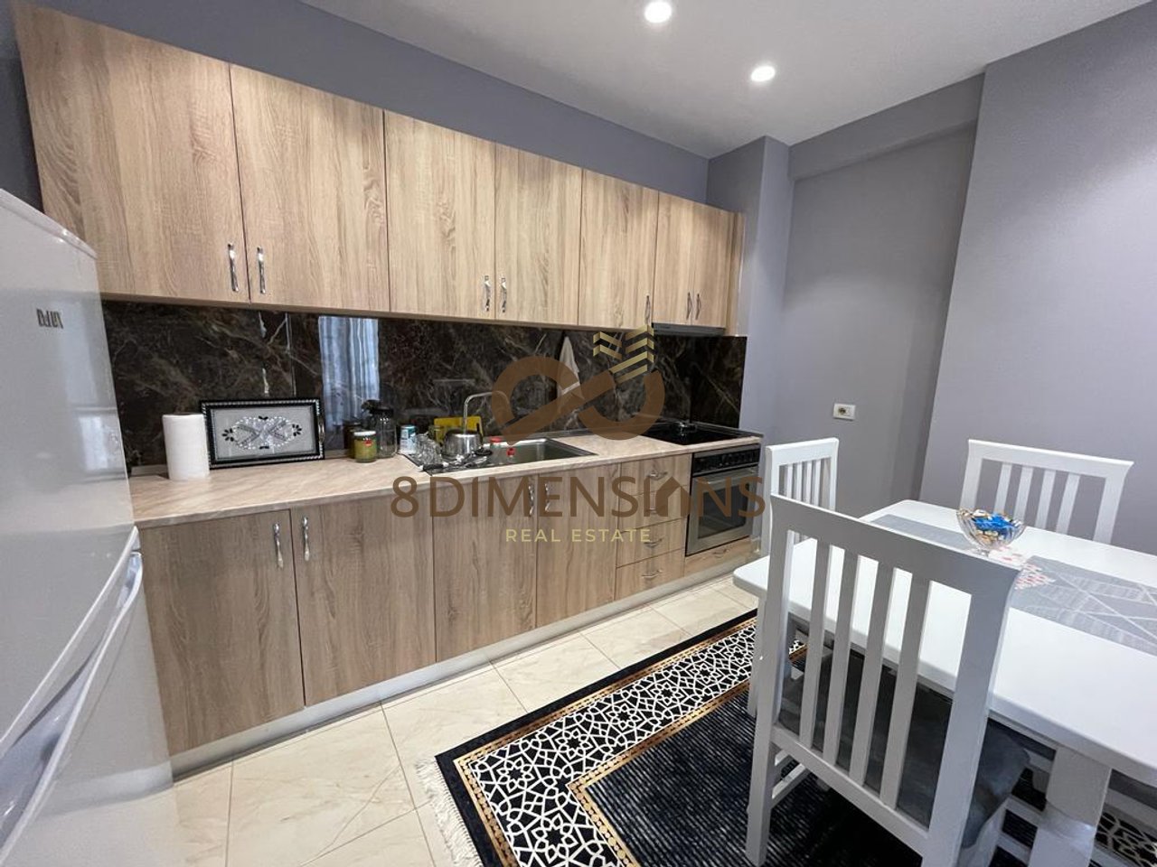 Shitet Apartament 1+1 ne Astir prane Kompleksit Fratari D8141A-104
