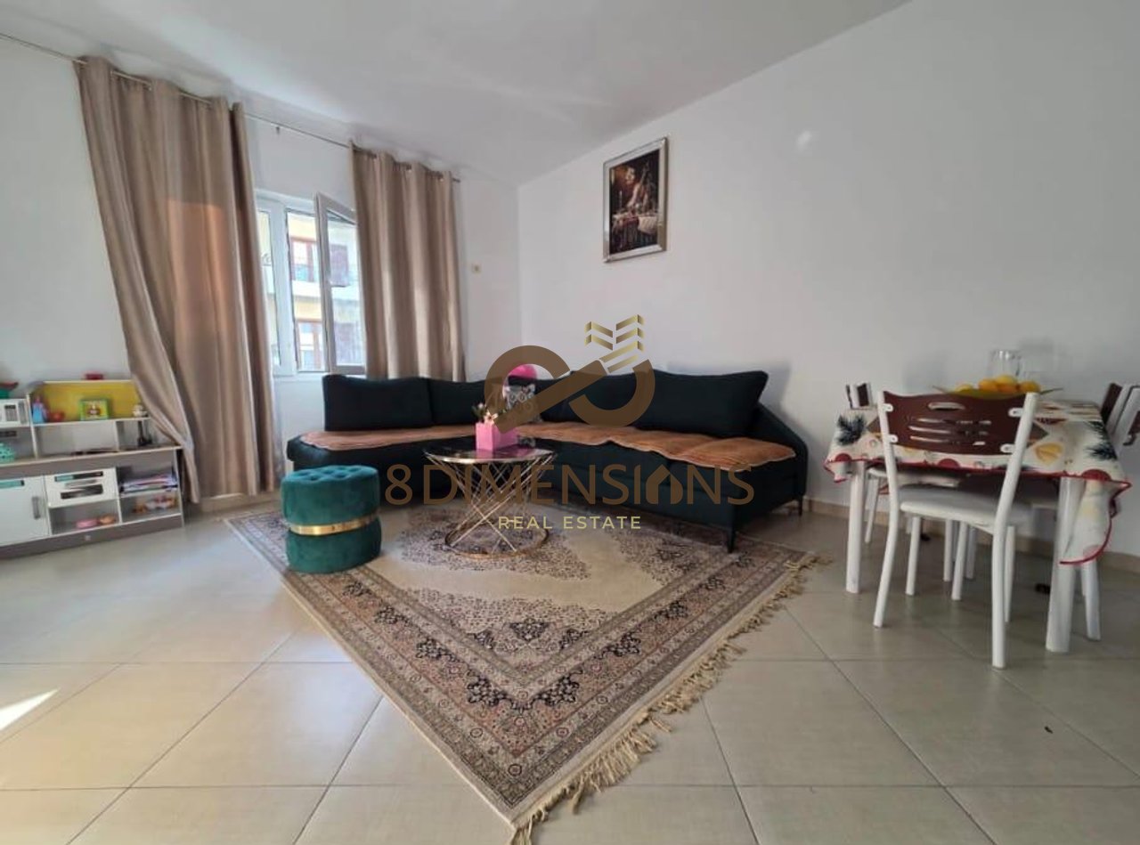 Shitet Apartament 2+1 ne Ali Dem, prane Rezidenca Kaimi me siperfaqe ndertimi 104 m2 D8142A-119
