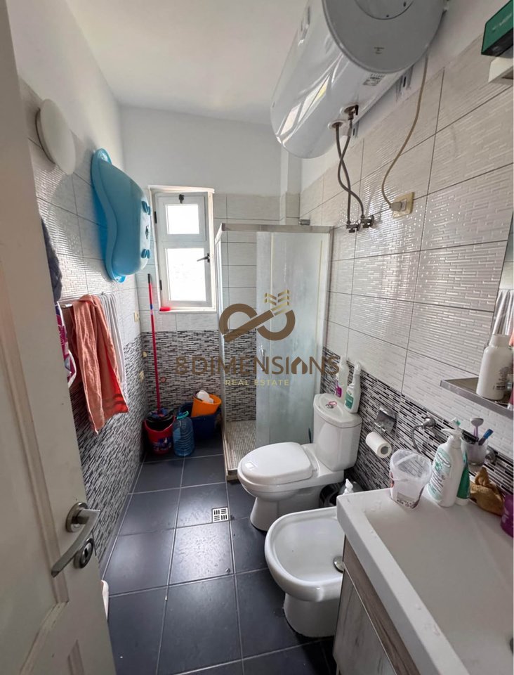 Apartament 1+1 ne shitje ne Rrugen Mine Peza, I Rikonstruktuar Totalisht (ID D8141Z-9)