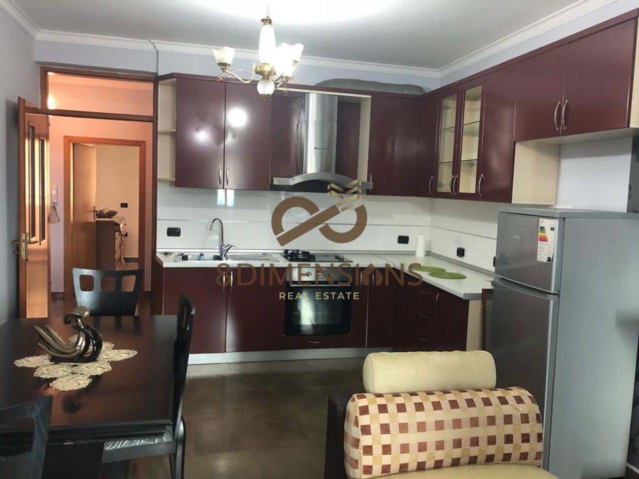 Jepet me qera Apartament 2+1,ne Rrugen e Dibres, prane Viles Gold (D8242Z-21)
