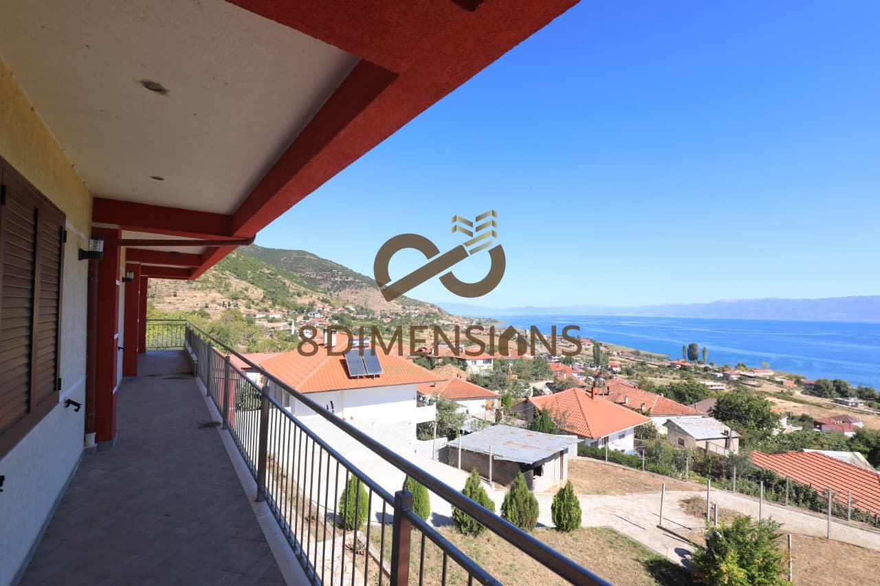 OCCASION!!! Hotel 2 floors for sale in Pogradec, near Bar Restaurant Victoria 250,000 EUR D813A-1