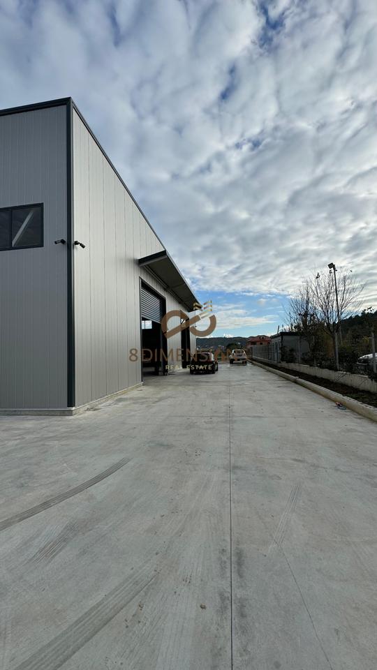 Warehouse with outdoor area for sale in the Prushit area (D812Z-2)
