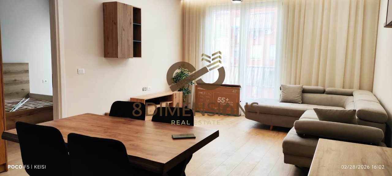 Jepet me qera Apartament  1+1 tek ish stacioni i trenit