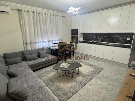 Shtepi Private me qera 2+1+para dhome afer me Don Bosko