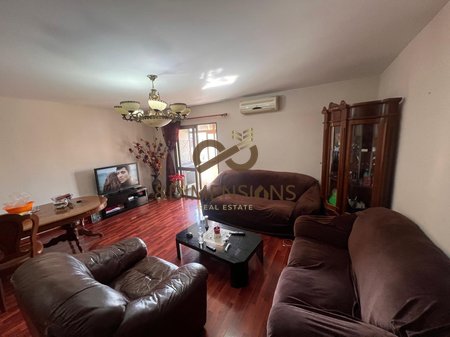 Appartamento 2+1 in affitto in Via Fortuzi, in un edificio esistente