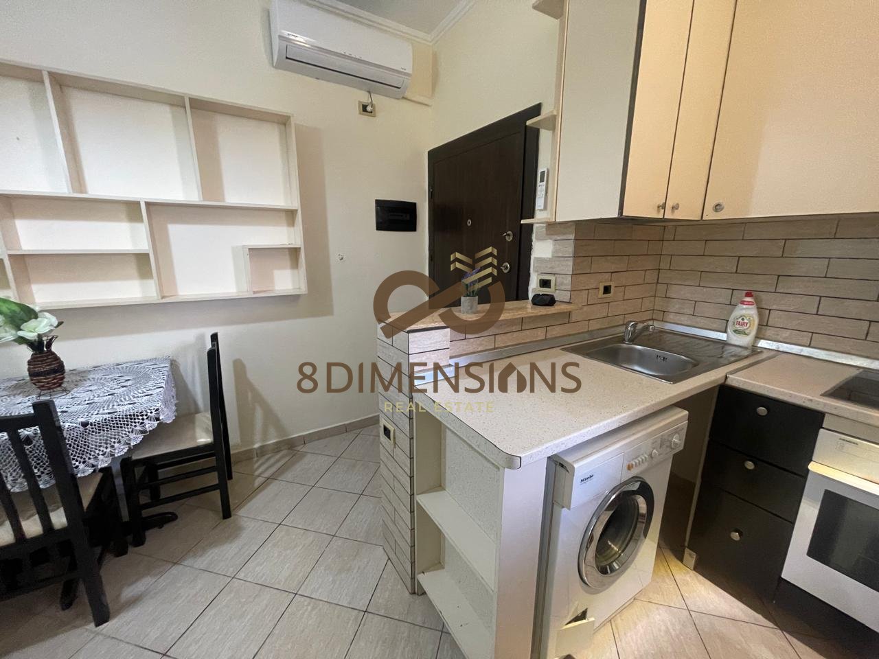 APARTAMENT PER QERA I MOBILUAR 1+1 5 MAJI