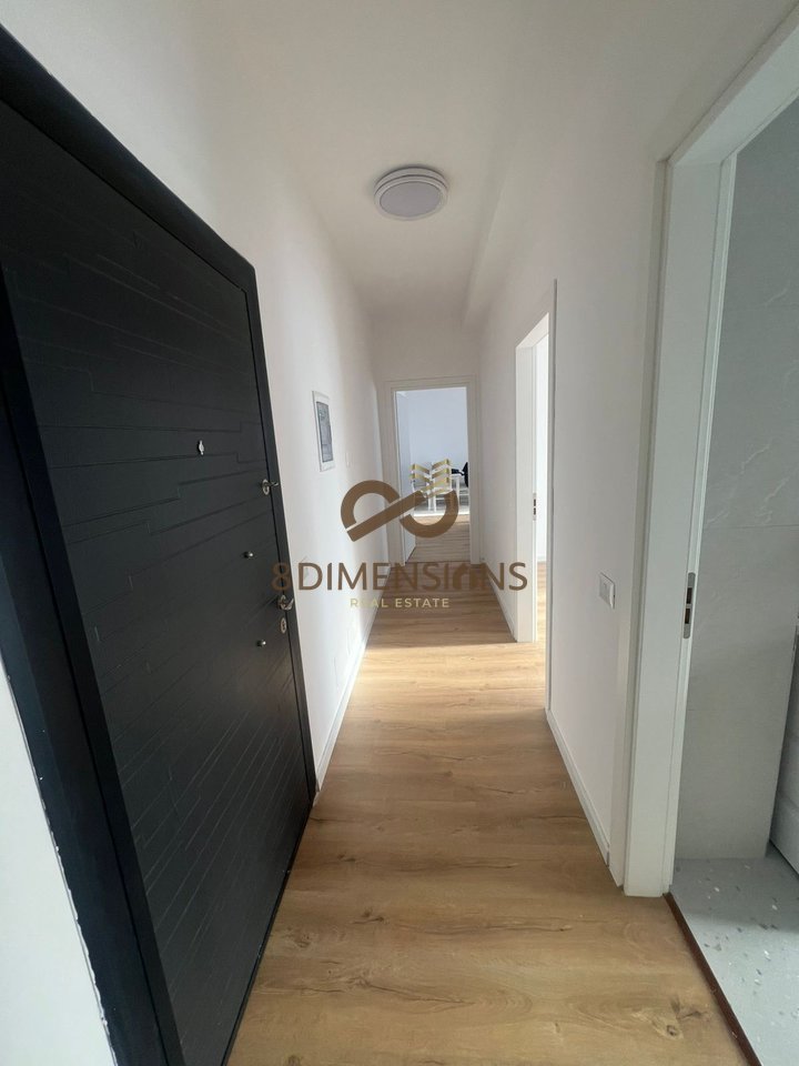 Jepet me qera Apartament 2+1 tek Bulevardi i Ri D8242A-53