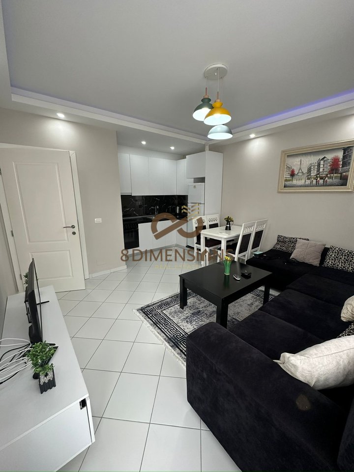 Jepet me qera Apartament 1+1 tek rruga Teodor Keko, prane Bar Artistit