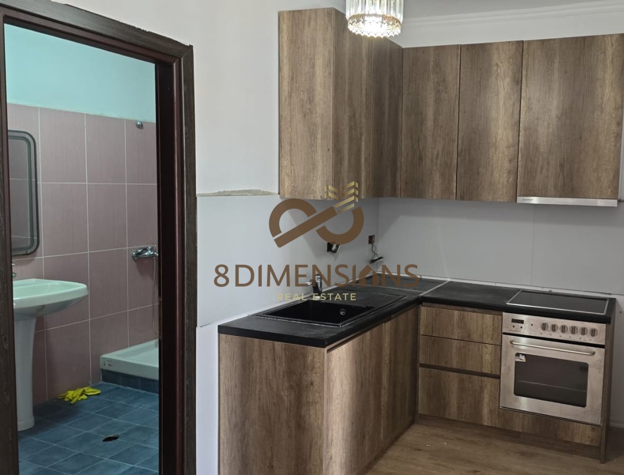 1+1 Apartment with Balcony for rent in Astir, near Fratari Complex - Tirana (ID D8241A-41)