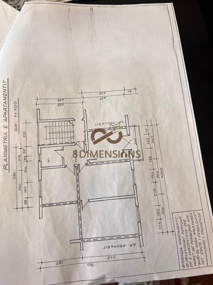 Vendesi in vendita 3+1 vicino alla strada Myslym Shyri, vicino all'incrocio con Vasil Shanto.