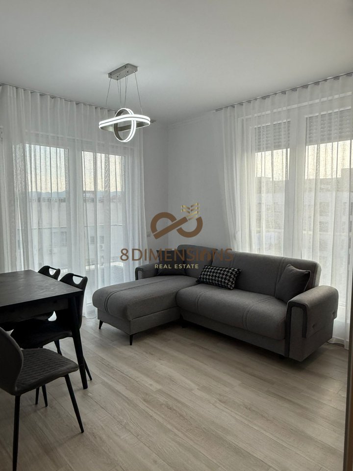 Apartament per qera 2+1, tek fillimi I Bulevardit te Ri (D8242A-58)