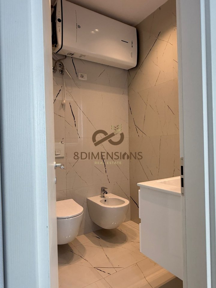 Apartament per qera 2+1, tek fillimi I Bulevardit te Ri (D8242A-58)