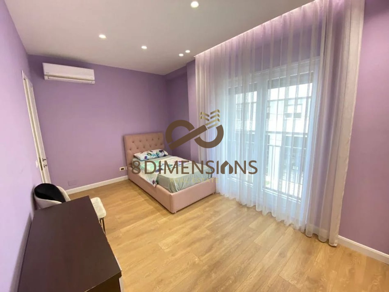 For rent: 2+1 apartment with 2 bathrooms on Dibra Street, near Hotel Elisa.