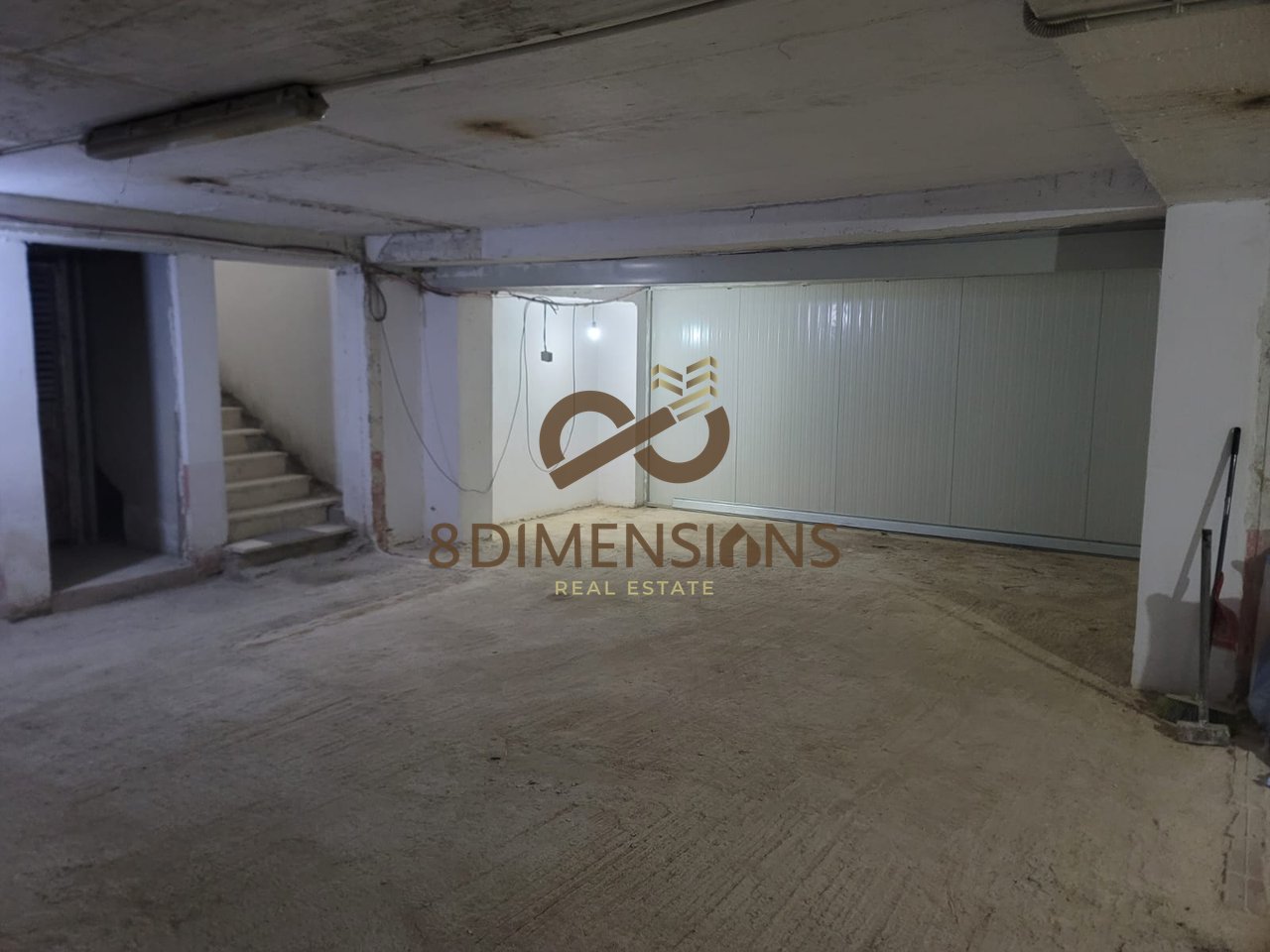 2 Post Parkime per shitje - Ali Dem (D812A-2)