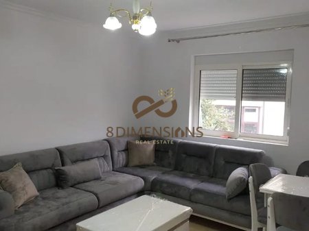 Jepet me qera Apartament 1+1 prane rruges Xhanfize Keko
