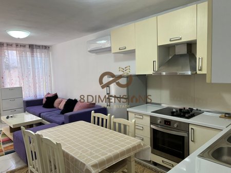 Apartament per qira 2+1 tek 5 MaJ (D8242A-79)