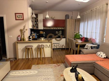 Apartament 1+1 +Post Parkimi (i perfshire) me qera prane Lake View - Liqeni Artificial i Tiranes