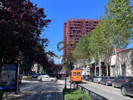 Occasione!!! Appartamento 1+1 in affitto in Via Kavaja, vicino alla Moschea Dine "Hoxha" a Tirana (ID D8241A-81)